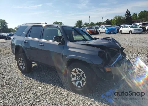 2023 Toyota 4Runner Se из США, поврежденный, VIN JTERU5JR4P6190328